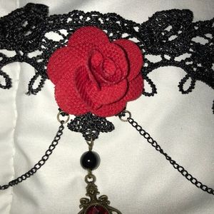 Choker necklace